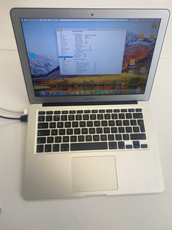 Apple 13 "MacBook Air A1369 2011 Core i7 1,8 GHz SEM SSD 4 GB de memória RAM * LEIA * (Grau B)