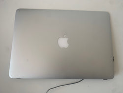 Apple MacBook Air 13” A1466 Mediados de 2017 / 2015 Tapa de pantalla LCD Plateada (Grado B)