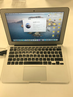 Apple MacBook Air 11,6 "A1465 final de 2013 Core i5 1,3 GHz 8 GB RAM 128 GB SSD Laptop recondicionado com gráficos Intel HD5000