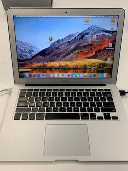 Apple 13 "MacBook Air A1466 início de 2015 Core i7 2,2 GHz 256 GB SSD 8 GB de memória RAM (recondicionado) Grau B